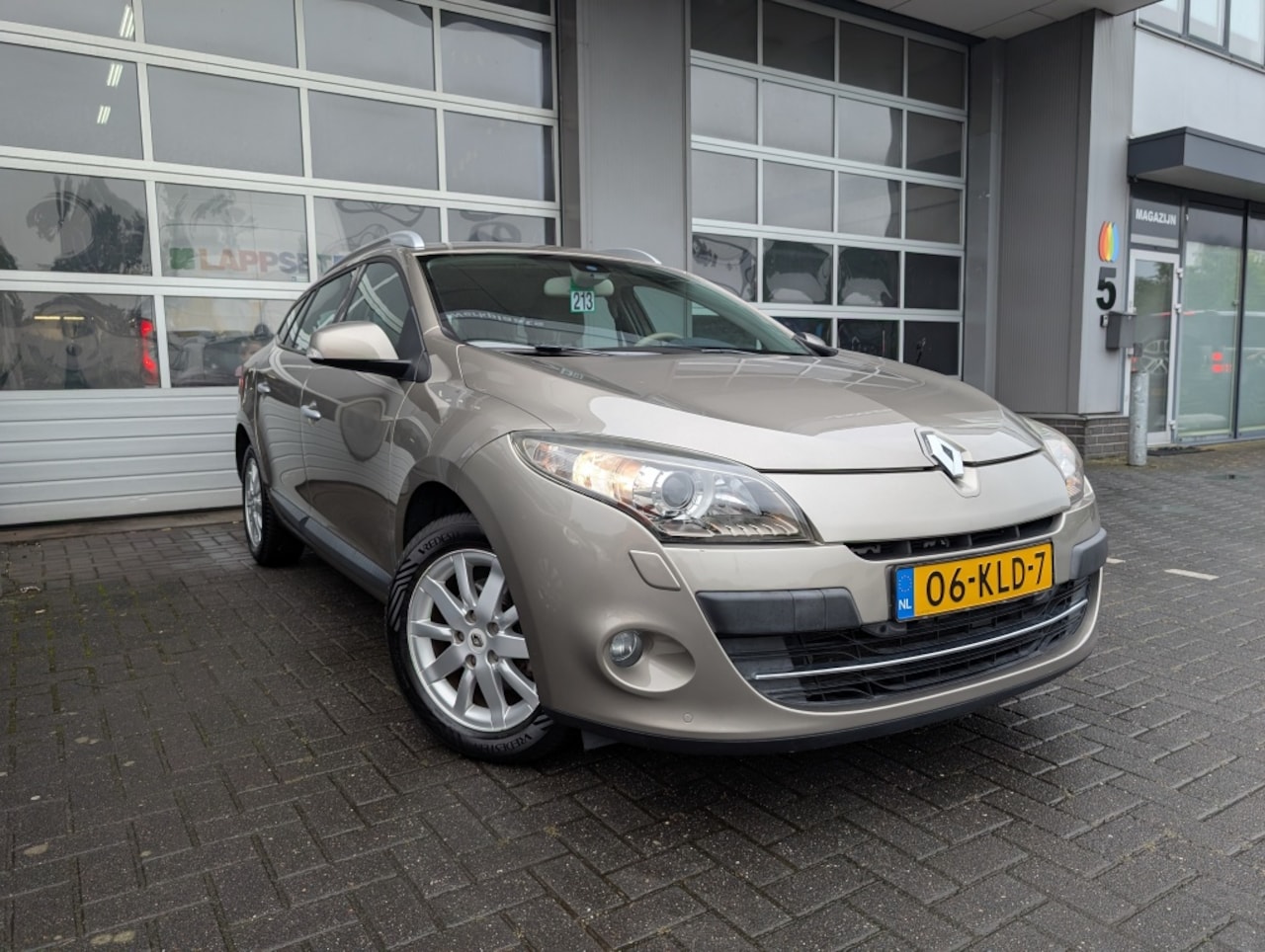 Renault Mégane Estate - 2.0 Privilége 2.0 Privilége - AutoWereld.nl