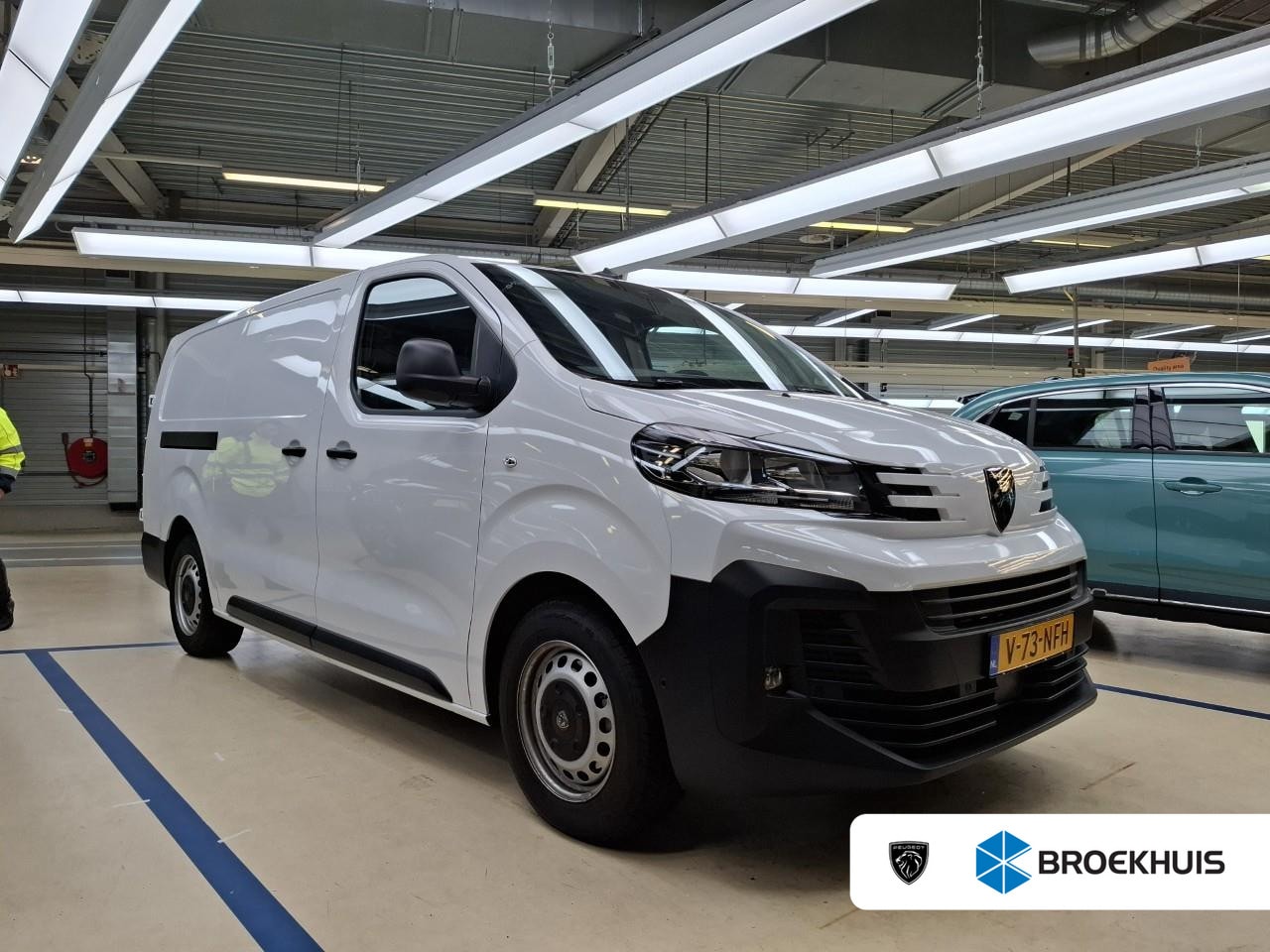 Peugeot e-Expert - L3 75 kWh | 8 JAAR GARANTIE | CAMERA | NAVI | BETIMMERING | DRAADLOOS CARPLAY | COMFORT WA - AutoWereld.nl