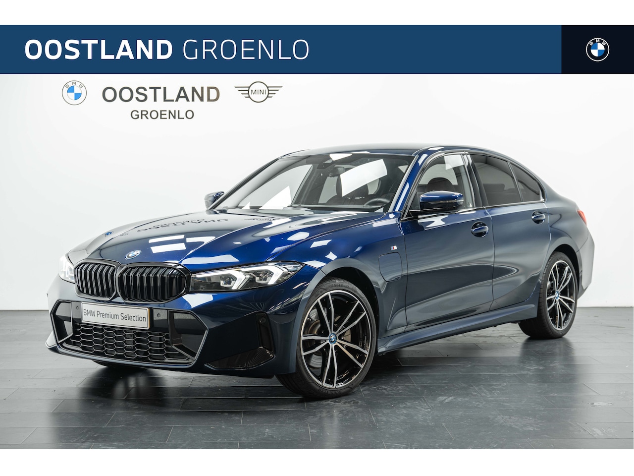 BMW 3-serie - 320e M Sport Automaat / Sportstoelen / Live Cockpit Plus / Leder / Cruise Control / Widesc - AutoWereld.nl