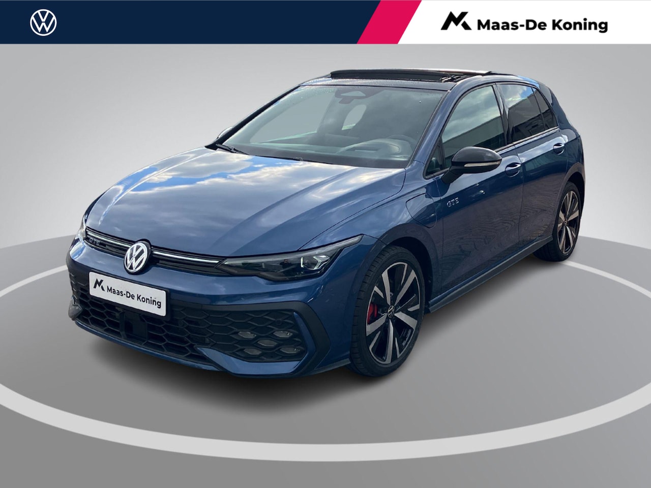 Volkswagen Golf - 1.5eHybrid 200kW/272PK GTE Black Style · Panoramadak · Trekhaak · Apple/Android Car Play · - AutoWereld.nl