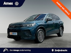 Volkswagen Tiguan - 1.5 eHybrid 204pk R-Line Edition Trekhaak wegklapbaar | 'Side Assist' | Black Style Pakket