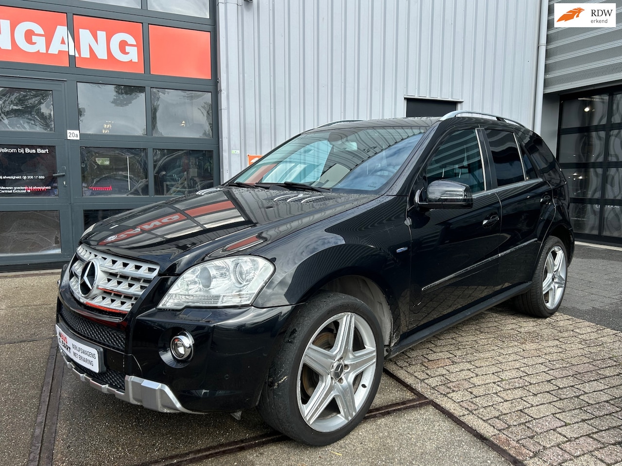 Mercedes-Benz M-klasse - 300 CDI BlueEFFICIENCY|Grijs kenteken|Trekhaak|Camera|Leder|Airco - AutoWereld.nl