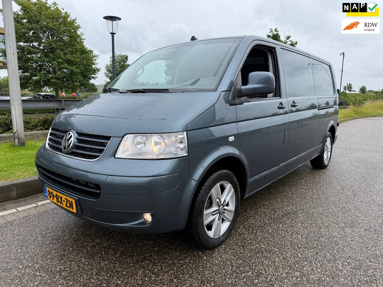 Volkswagen Transporter - 2.5 TDI 340 4Motion Comfortline DC * NIEUWE MOTOR * APK * NAP * - AutoWereld.nl