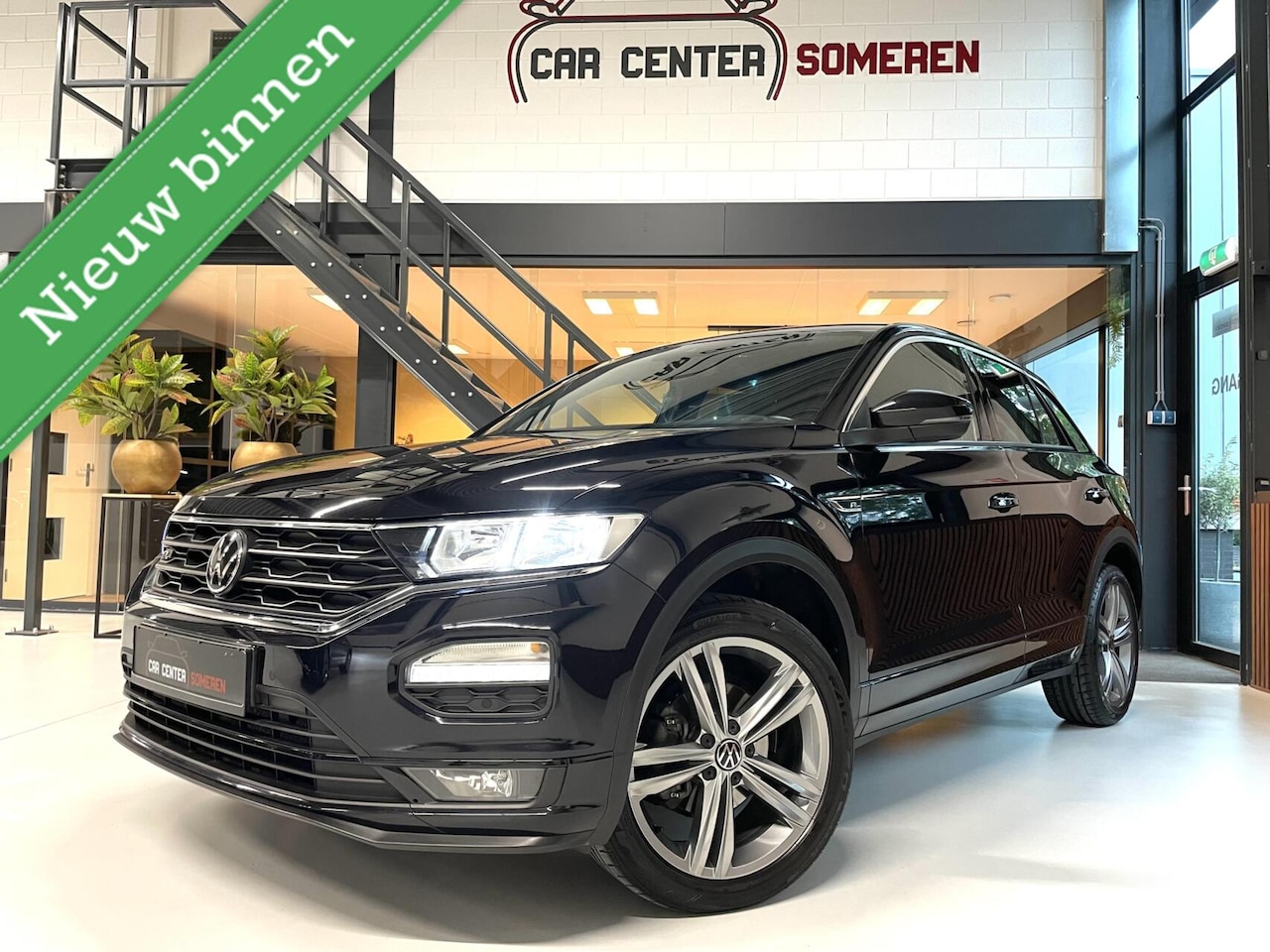 Volkswagen T-Roc - 1.5 TSI 2x R-Line/ Camera/ 18'LMV/ Trekhaak - AutoWereld.nl