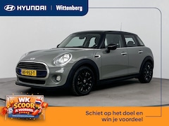 MINI 5-Deurs - 1.5 Cooper Business | Navigatie | Sportstoelen | Two tone | Lm-wielen |