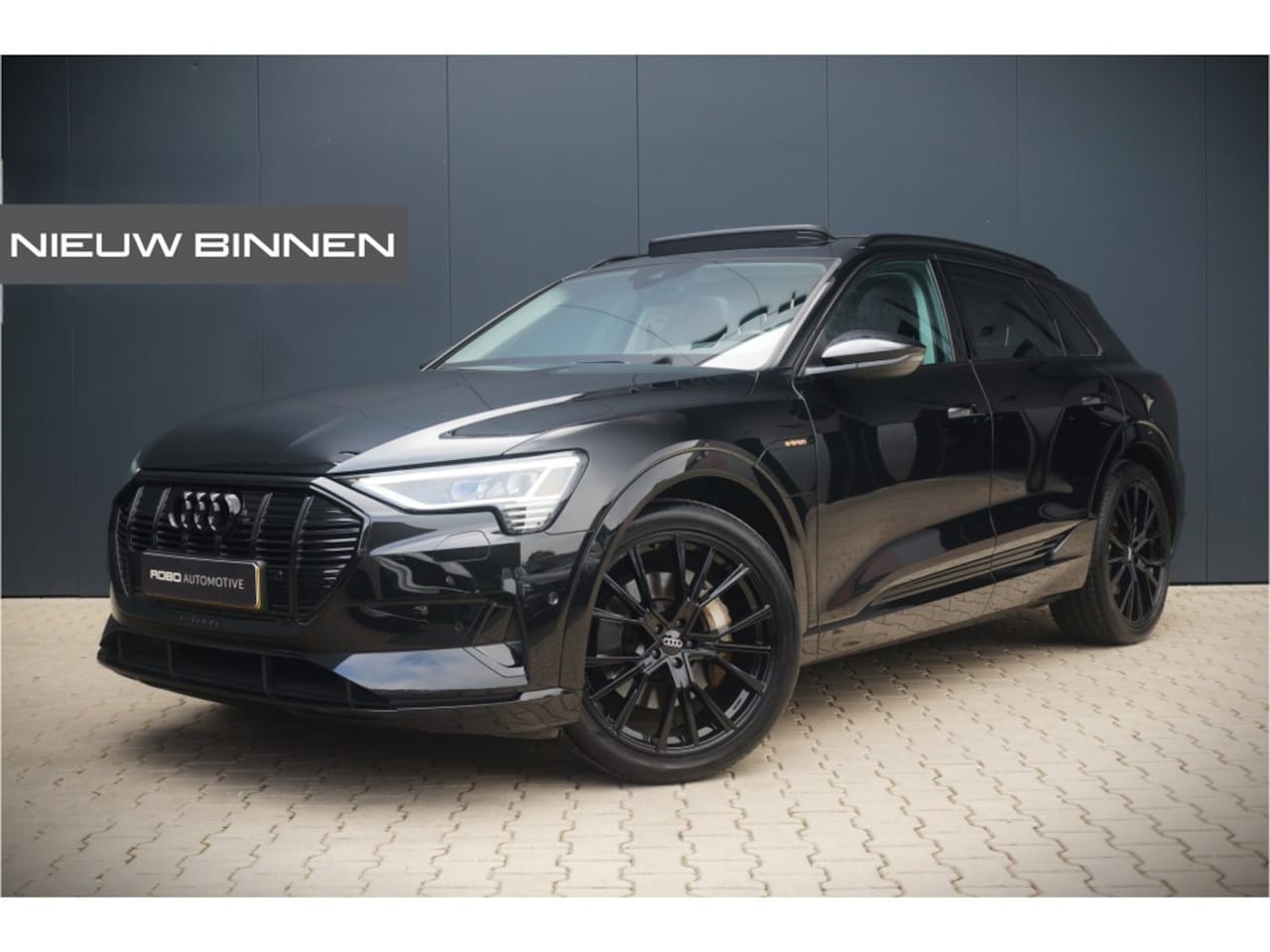 Audi e-tron - e-tron 50 quattro Launch edition plus 71 kWh | Panoramadak | Stoelverwarming | Memory Seat - AutoWereld.nl