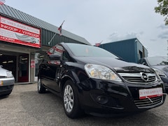 Opel Zafira - 1.6 Temptation. 7-persoons, airco, pdc en een nieuwe apk