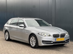 BMW 5-serie Touring - 528i Pano|Leder|Nette staat|Facelift