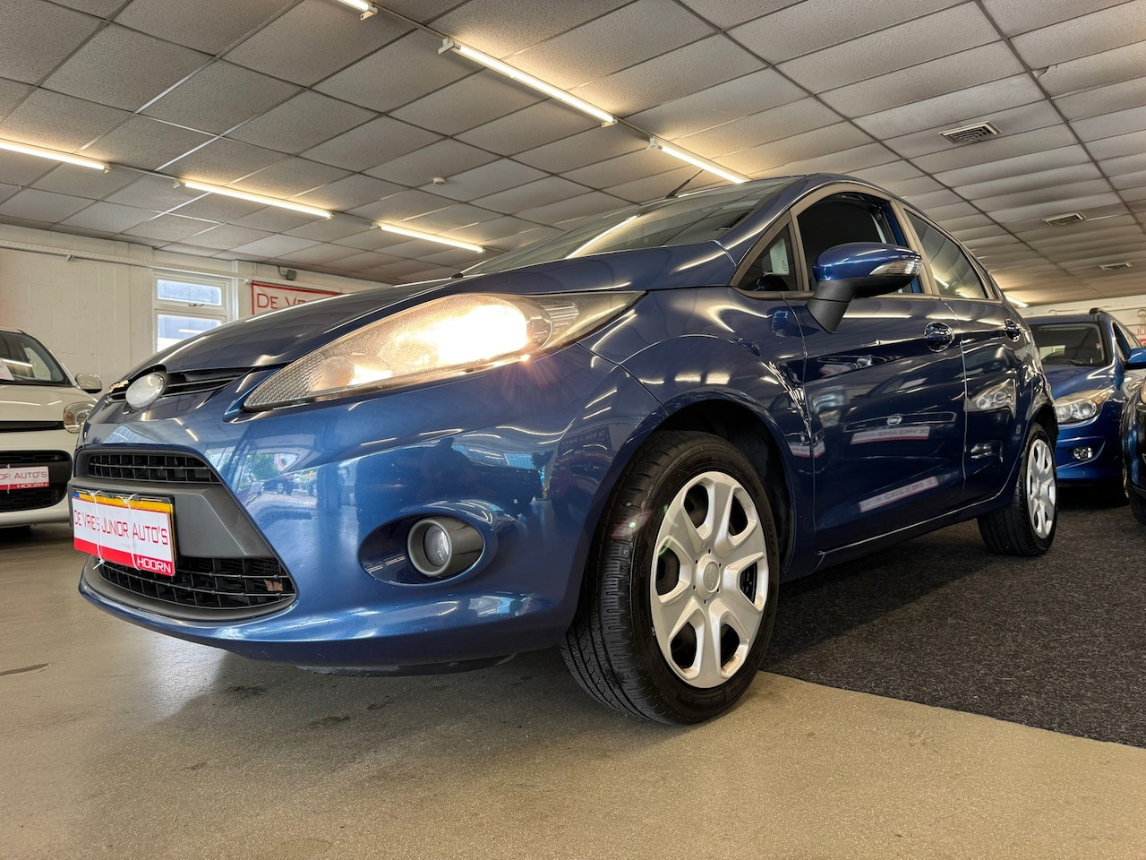 Ford Fiesta - 1.25 Trend 1.25 Trend. Nieuwe apk, 5 deurs, airco en meer! - AutoWereld.nl