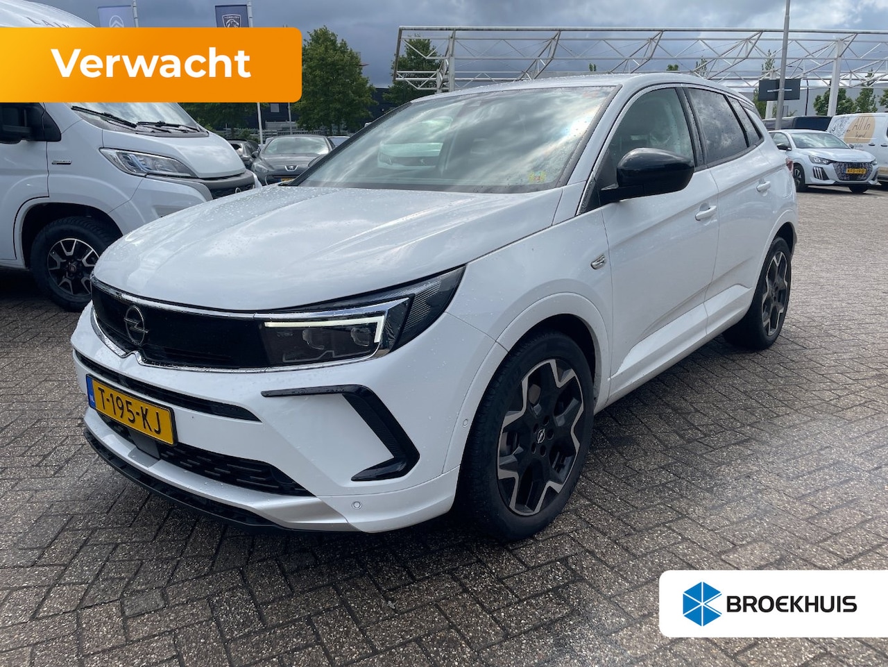 Opel Grandland - 1.6 Turbo Plug-In Hybrid Level 3 Afn. Trekhaak | Navigatie | Intelli-Lux | AGR Stoelen | A - AutoWereld.nl