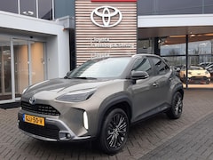 Toyota Yaris Cross - 1.5 Hybrid Adventure NAVI STOEL/STUURVERW PARK-SENSOREN BLIND-SPOT DRAADLOOS-LADEN ELEK-AC