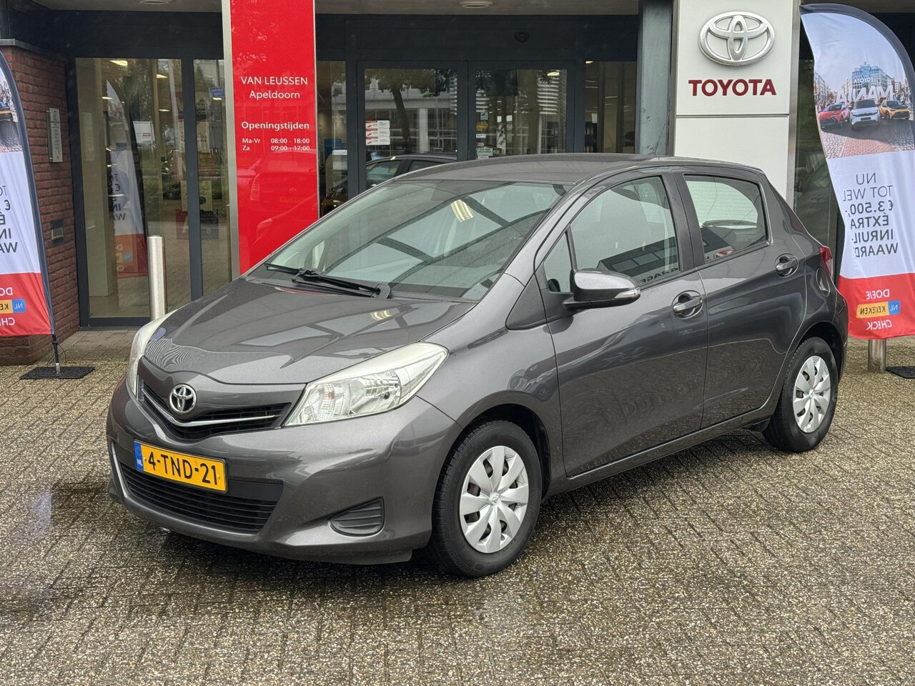Toyota Yaris - 5-DEURS AIRCO EL-RAMEN EL-SPIEGELS NL-AUTO - AutoWereld.nl