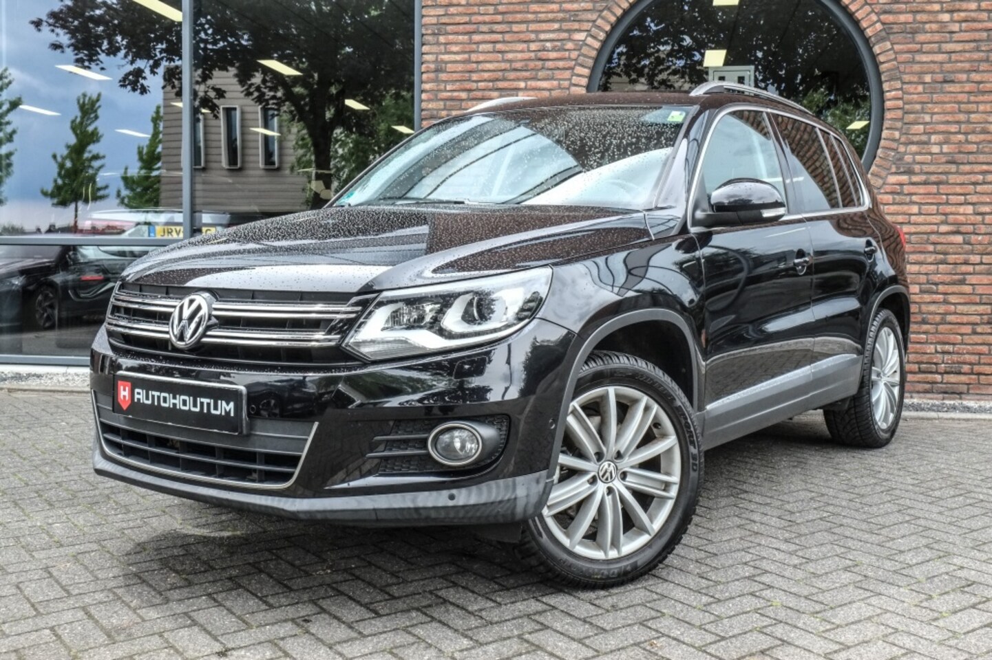 Volkswagen Tiguan - 1.4 TSI Sport&Style - AutoWereld.nl