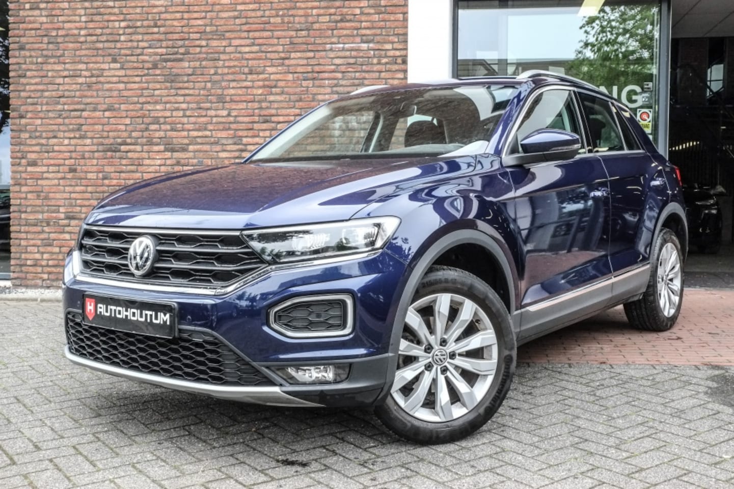 Volkswagen T-Roc - 1.5 TSI Sport | Virtual cockpit | Trekhaak | LED koplampen - AutoWereld.nl