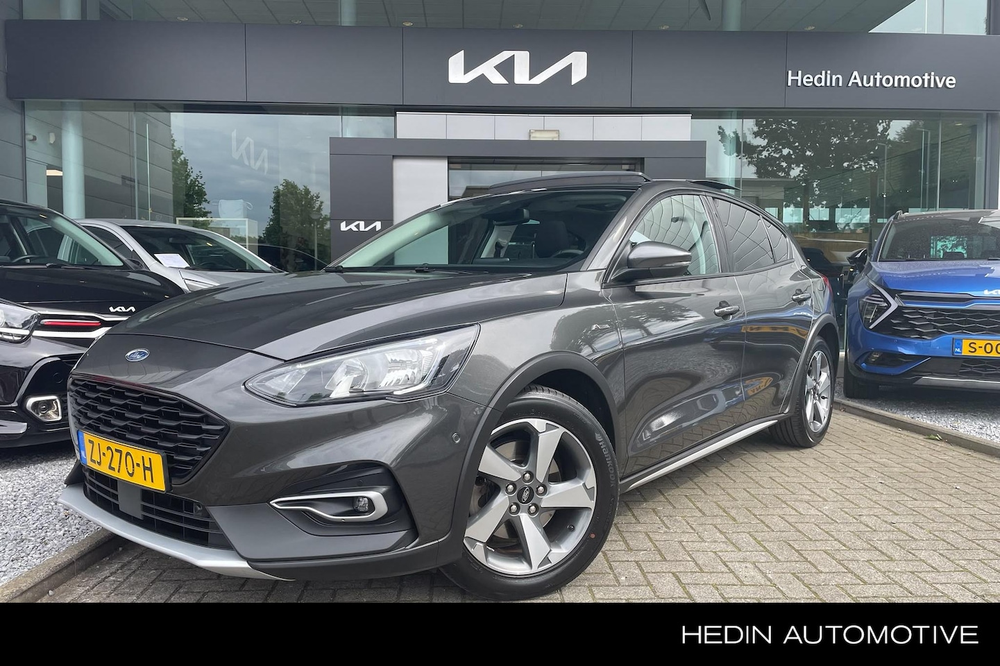 Ford Focus - 1.0 EcoBoost Active Business | Trekhaak | Glazen panorama-dak | Stoel- en stuurverwarming - AutoWereld.nl