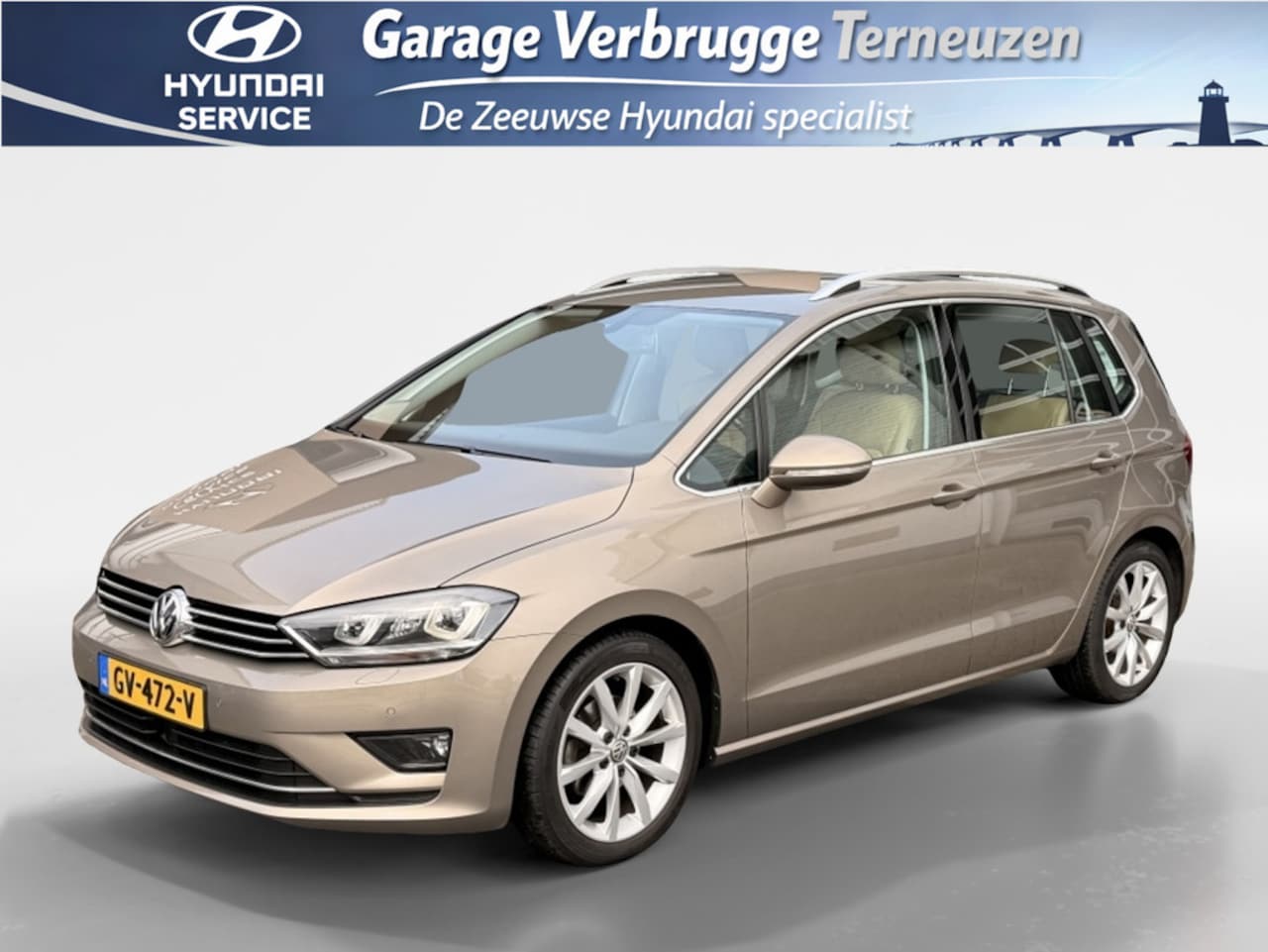 Volkswagen Golf Sportsvan - 1.2 TSI Highline DSG Automaat | Leder | Trekhaak! | 1e eigenaar - AutoWereld.nl