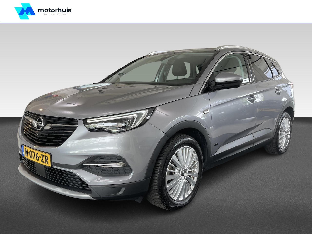 Opel Grandland X - 1.6 Turbo Hybrid Innovation | PDC V+A | Camera | Dodehoek Sensoren | Full Map Navi | Elek. - AutoWereld.nl