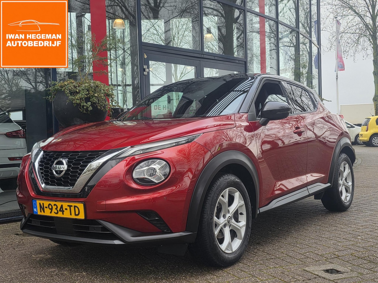 Nissan Juke - 1.0 DIG-T Tekna AUTOMAAT | Trekhaak | Navigatie via Apple Carplay | Cruise Control | Clima - AutoWereld.nl