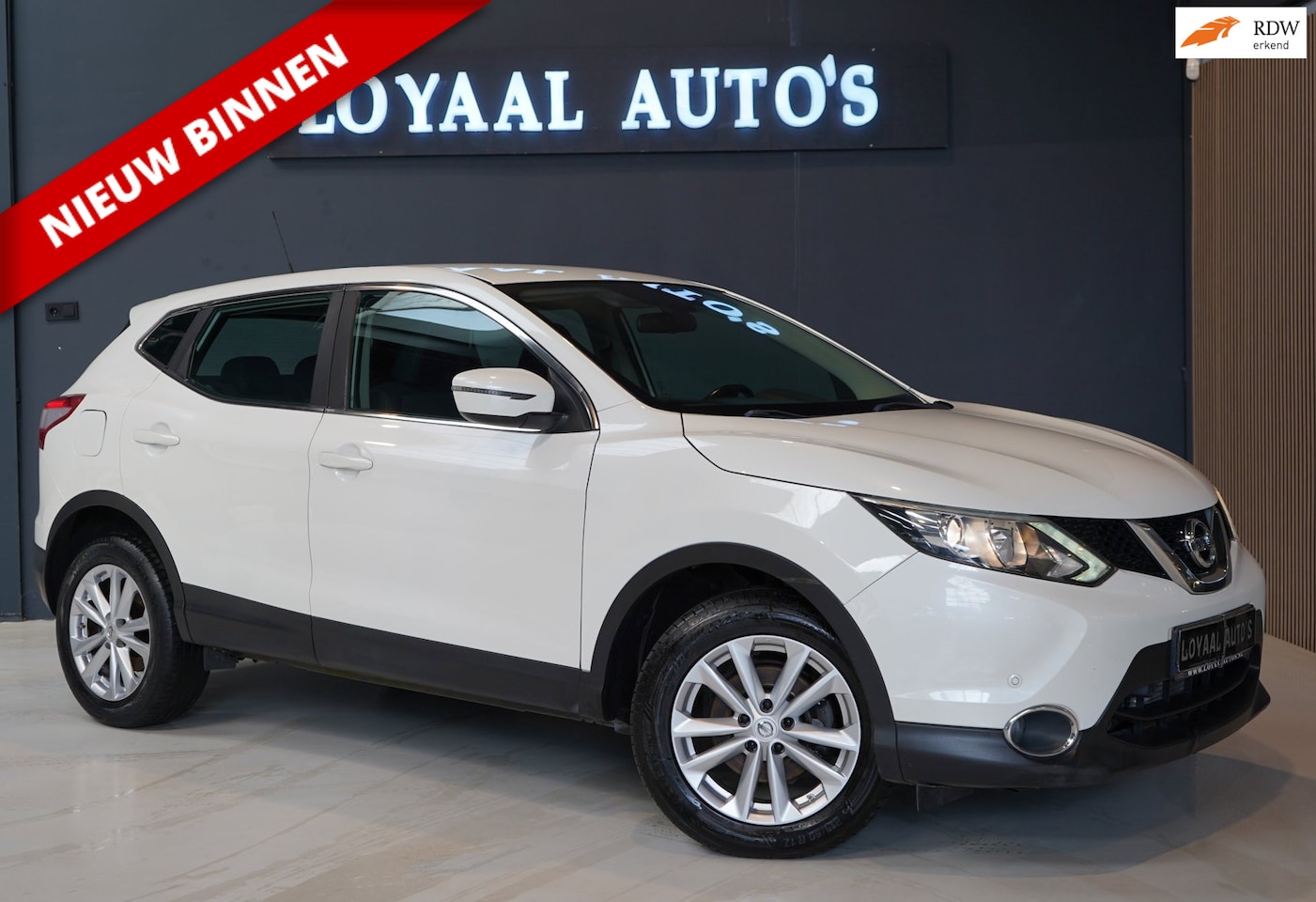 Nissan Qashqai - 1.2 Acenta | AUT | AIRCO | CRUISE |NAP|PDC |ELEK.RAMEN|APK| - AutoWereld.nl