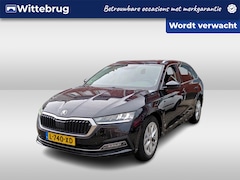 Skoda Octavia Combi - 1.0 TSI Ambition / Navigatie / App connect / Camera / Parkeersensoren V+A / Elektrische kl