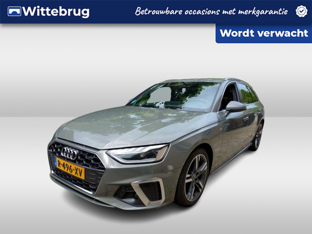 Audi A4 Avant - 35 TFSI S edition / Digitaal dashboard / Navigatie / App connect / Zwenkbare trekhaak / Li - AutoWereld.nl