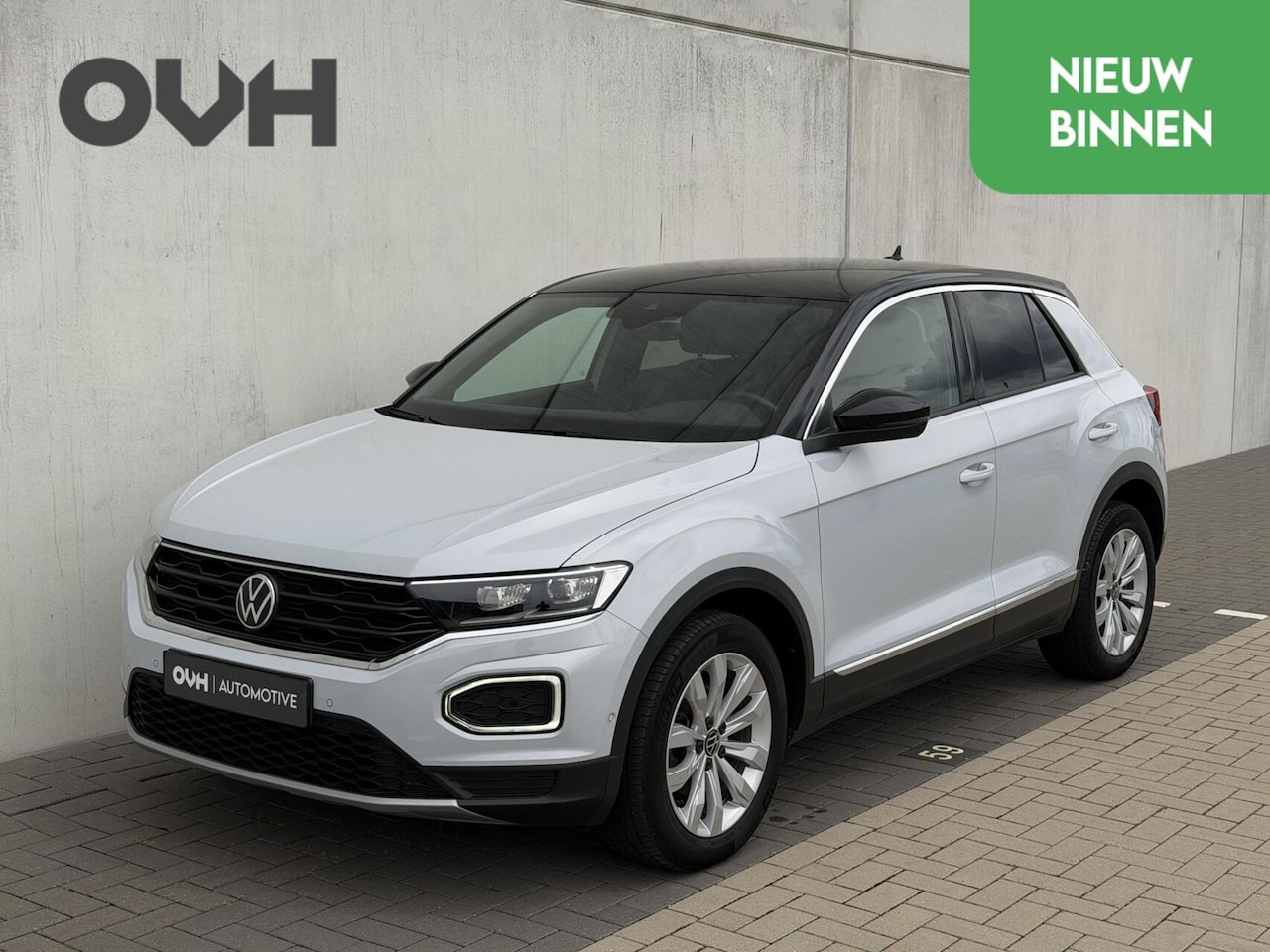 Volkswagen T-Roc - 1.5 TSI DSG Sport | Virtual | LED | trekhaa - AutoWereld.nl