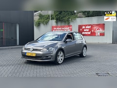 Volkswagen Golf - 1.0 TSI Business Edition Connected