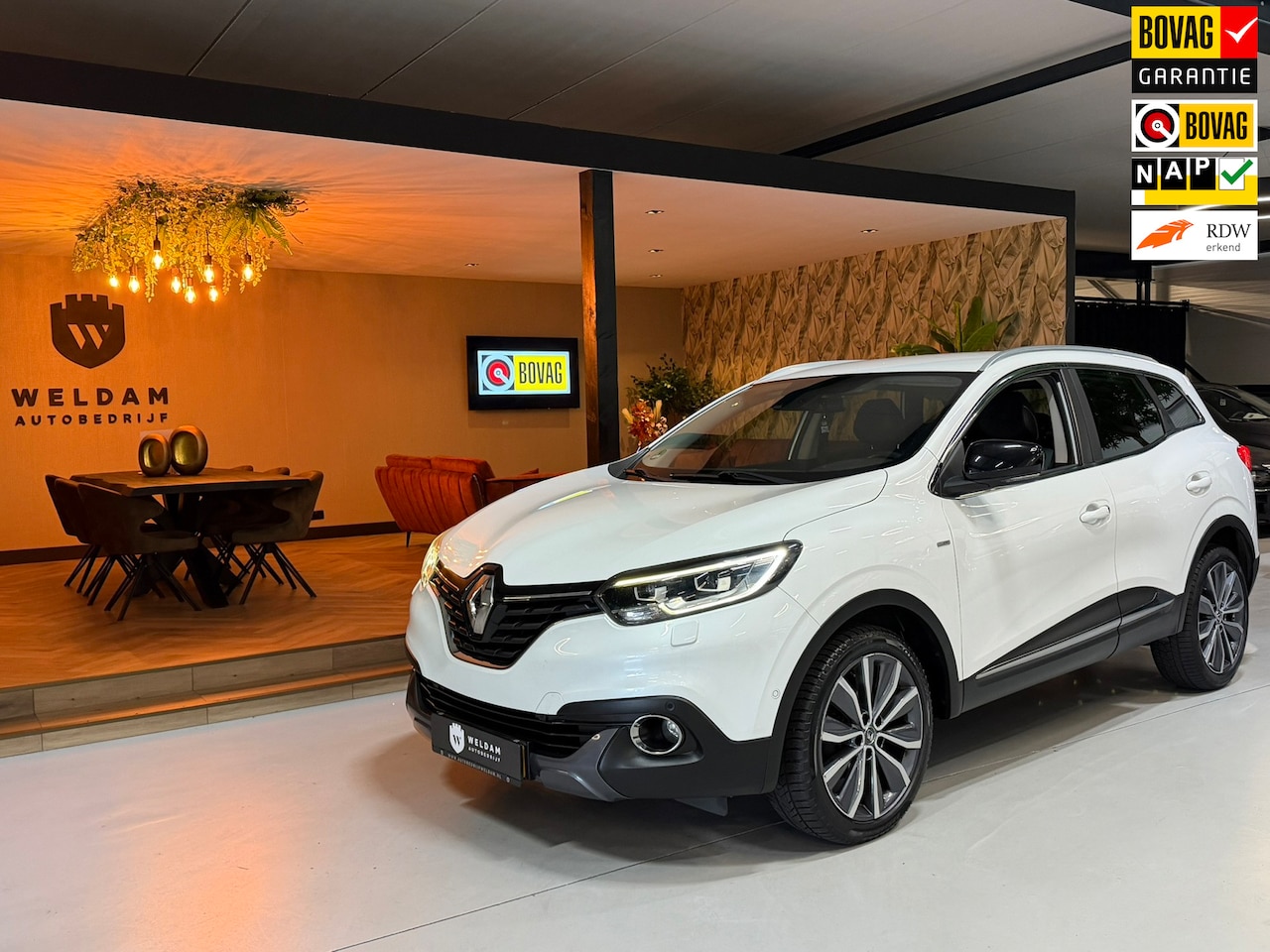 Renault Kadjar - 1.2 TCe Bose Edition|Virtual Cockpit|Bose Audio|VoorruitVW|StoelVW|Half Leder|19" Velgen|L - AutoWereld.nl