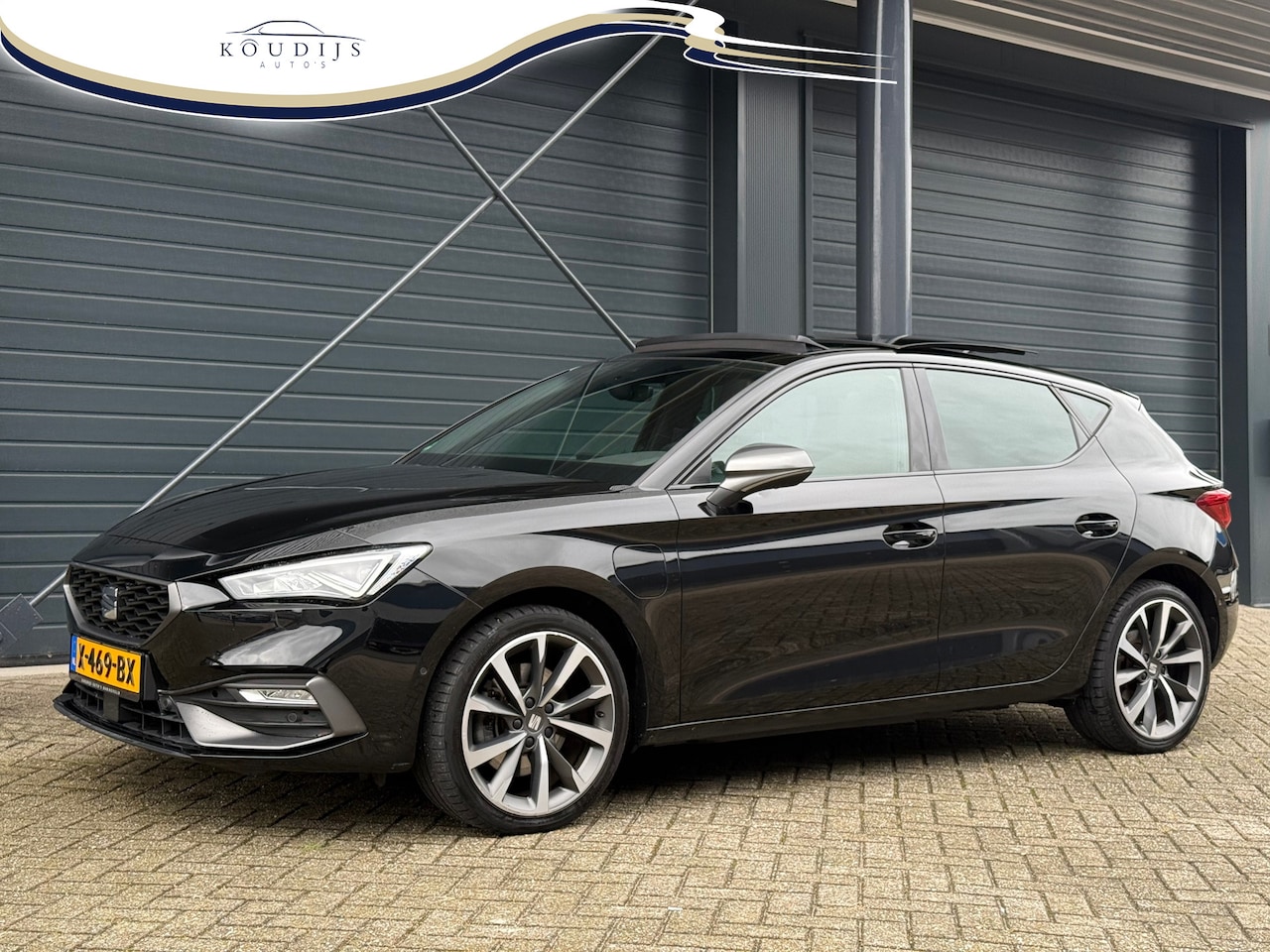 SEAT Leon - 1.4 TSI eHybrid PHEV FR, Panodak, Stuurverwarming, Sfeerverlichting - AutoWereld.nl