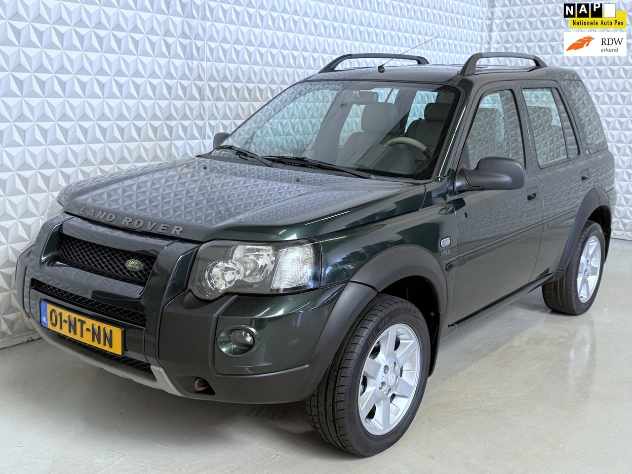 Land Rover Freelander Station Wagon - 2.5 V6 HSE AUTOMAAT (2004) - AutoWereld.nl