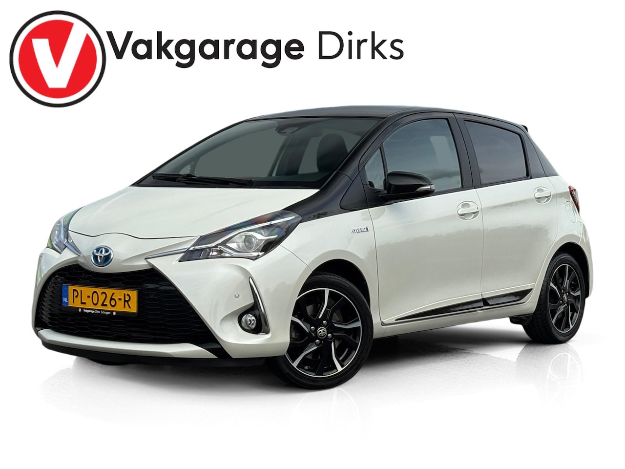 Toyota Yaris - 1.5 Hybrid Bi-Tone ✅ Trekhaak ✅ Camera ✅ Navi - AutoWereld.nl