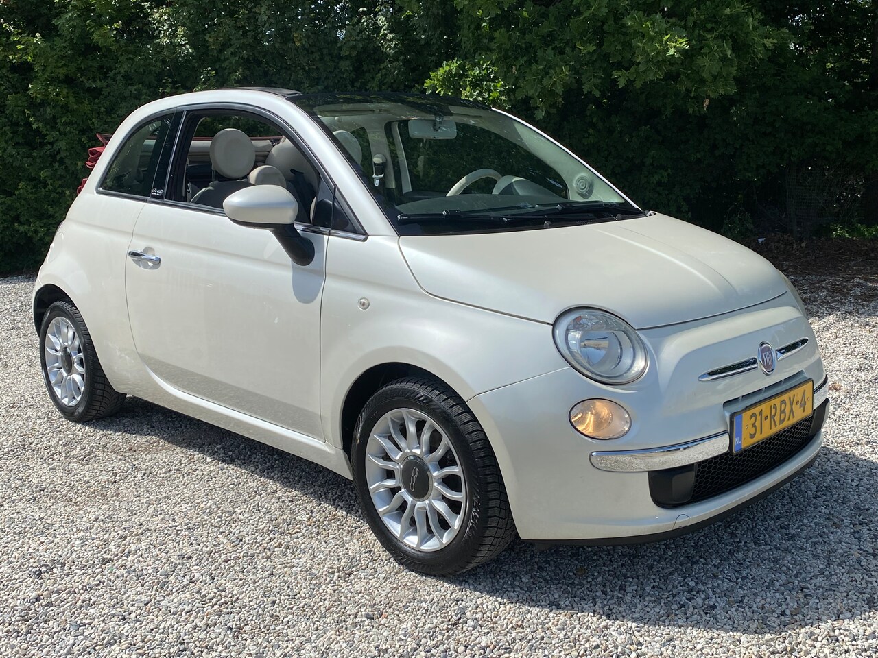 Fiat 500 C - 0.9 TwinAir Lounge SPECIALE KLEUR EN AUTO HEEFT NIEUWE KOPPELING