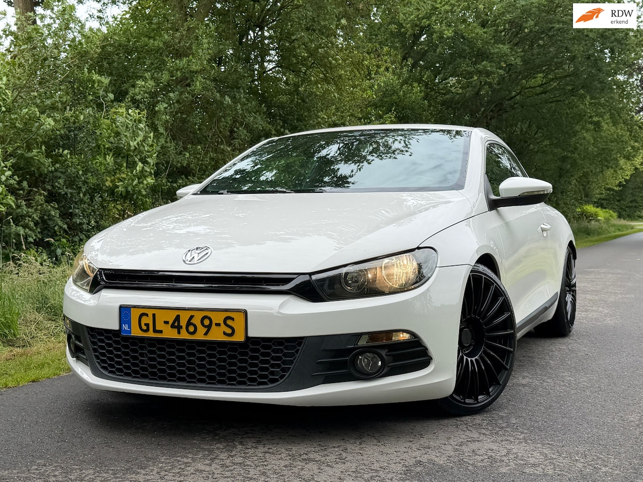 Volkswagen Scirocco - 2.0 TSI Highline | Miltek + Rotiform + Verlaagd Nu €8.975,-!!! - AutoWereld.nl
