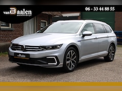 Volkswagen Passat Variant - 1.4 TSI PHEV GTE SOh 94, 4% LEER PANO IQ LIGHT TREKHAAK 51000KM