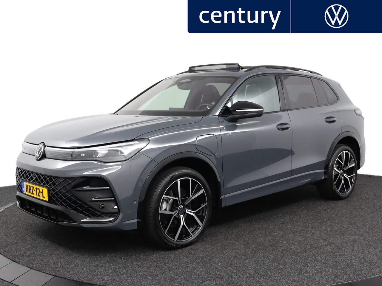 Volkswagen Tiguan - 1.5 eHybrid R-Line Edition / Pano-Dak / Elek-Klep / Trekhaak - AutoWereld.nl
