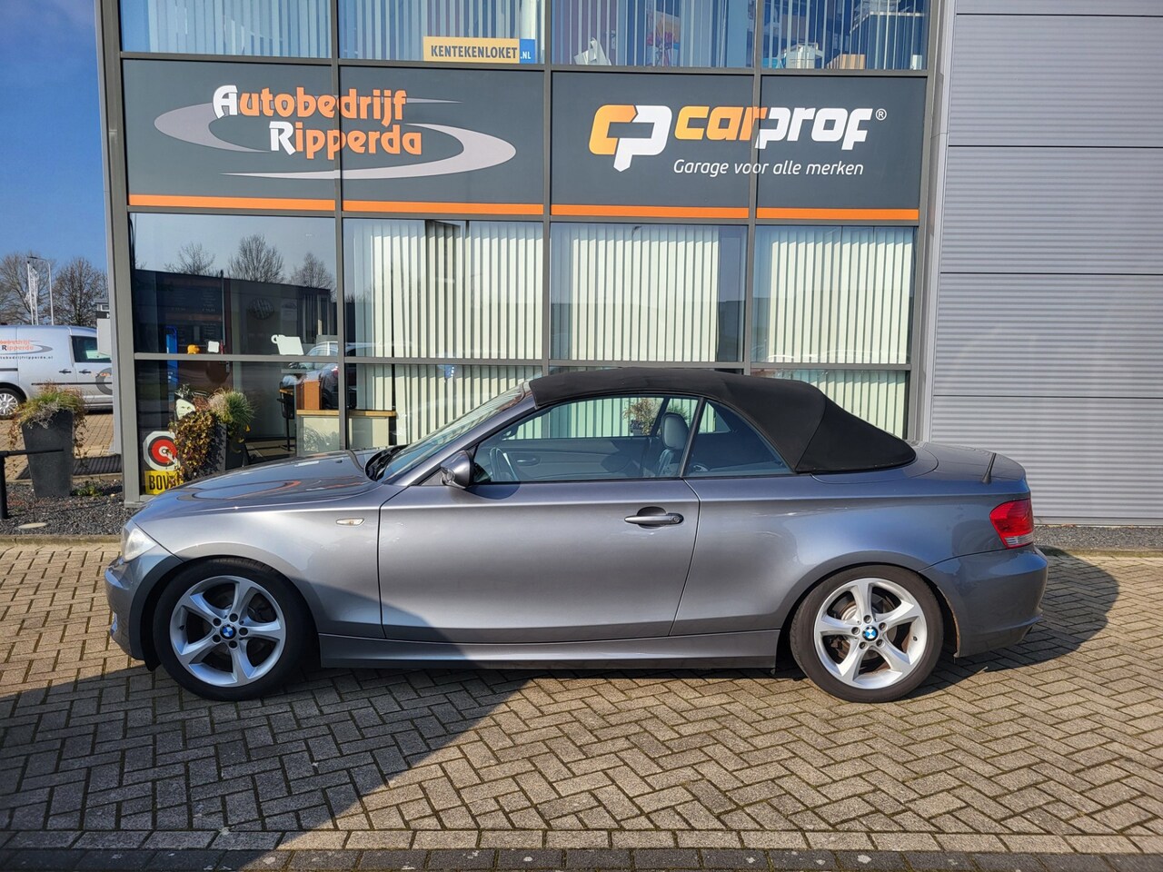 BMW 1-serie Cabrio - 118i High Executive 118i High Executive - AutoWereld.nl