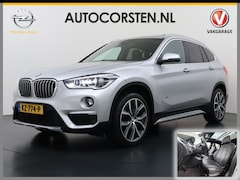 BMW X1 - sDrive 2.0i 192PK Automaat Panoramadak Leder+Verwarmd 19" Harman Kardon®-Hifi Navi Plus Ec