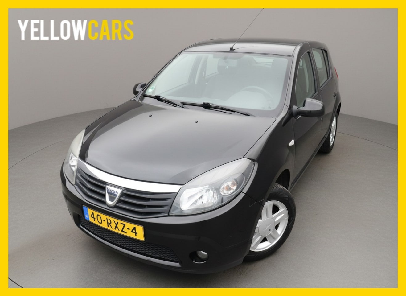 Dacia Sandero - 1.2 Blackline Airco/Trekhaak - AutoWereld.nl