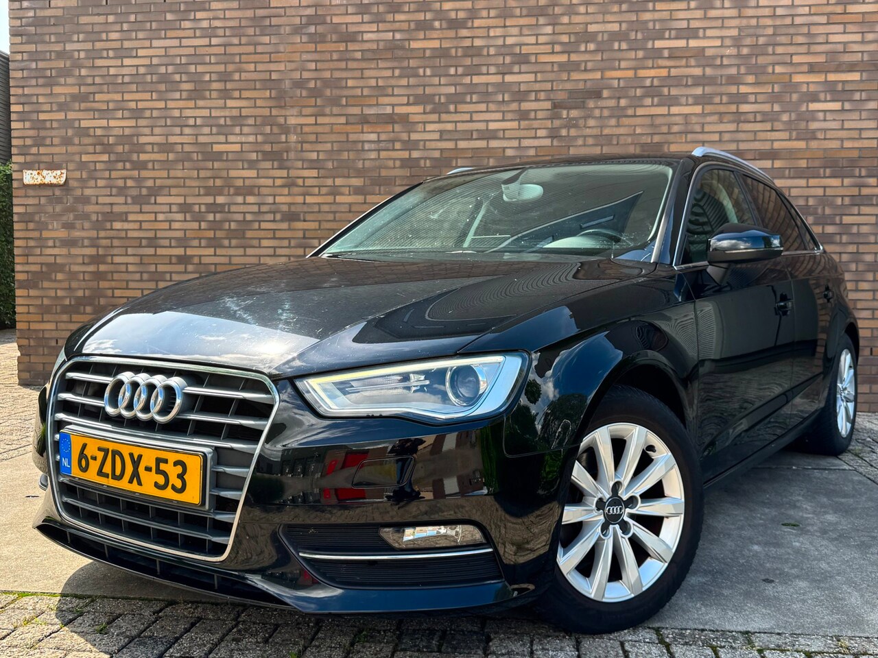 Audi A3 Sportback - 1.4 TFSI Ambition Pro Line plus 5 Deurs Navi Clima Trekhaak - AutoWereld.nl