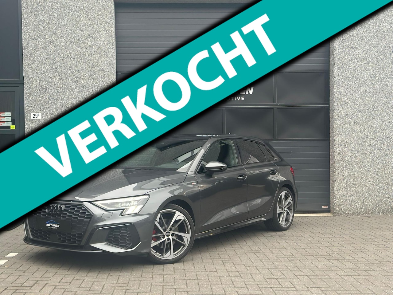 Audi A3 Sportback - 35 TFSI S-Line Keyless Pano Camera HeadUP - AutoWereld.nl