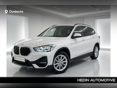 BMW X1 - sDrive18i Automaat | Trekhaak | Stoelverwarming | PDC | Navi | 2 jaar Garantie |