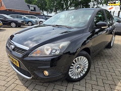 Ford Focus - 1.6 Titanium 5Drs 2008. Climate/Cruise/Trekhaak etc.. APK 05-2027
