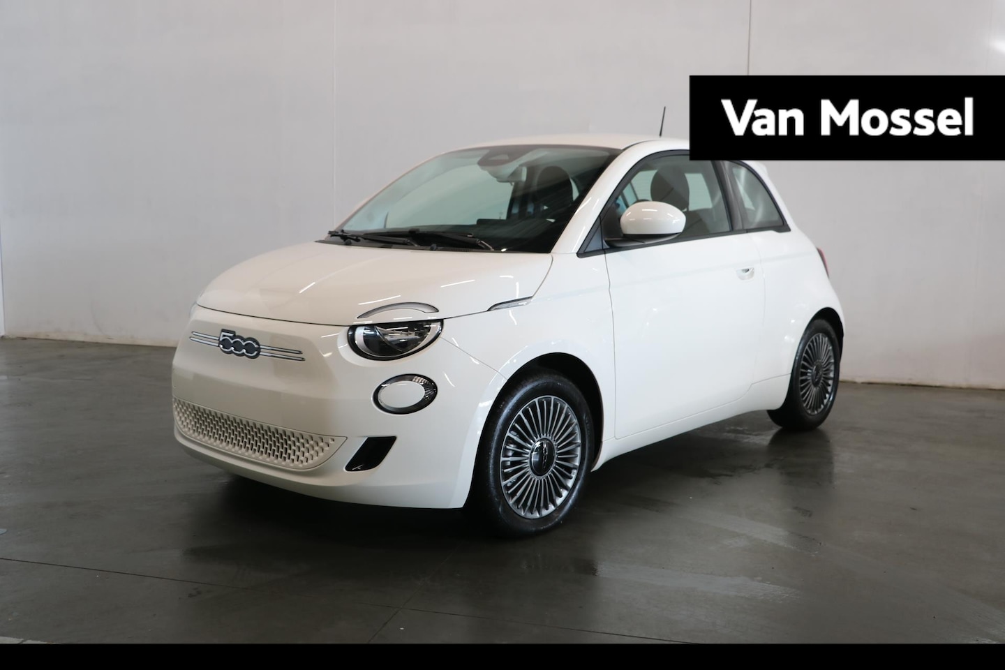 Fiat 500e - Business Launch Edition 42 kWh WORDT VERWACHT | Lichtmetalen velgen 16 '' | Regensensor | - AutoWereld.nl