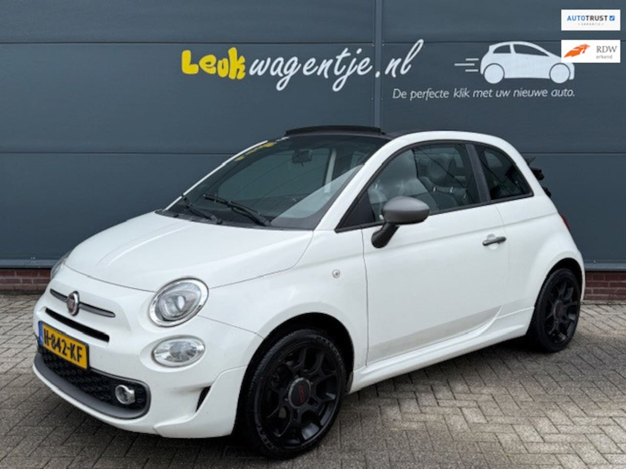 Fiat 500 C - 1.2 Sport *16 inch *groot scherm *cabrio - AutoWereld.nl