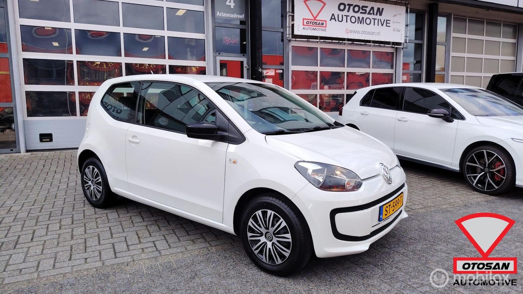 Volkswagen Up! - 1.0 move up! BlueMotion ** NIEUWE KOPPELINGSSET! ** - AutoWereld.nl