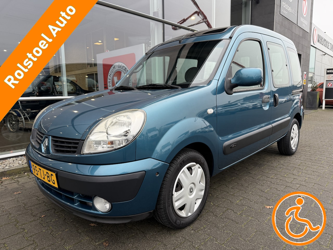 Renault Kangoo - 3+1 Rolstoelauto 1.6-16V Privilège (Zeer nette 3+1 rolstoelauto met knielsysteem!) - AutoWereld.nl