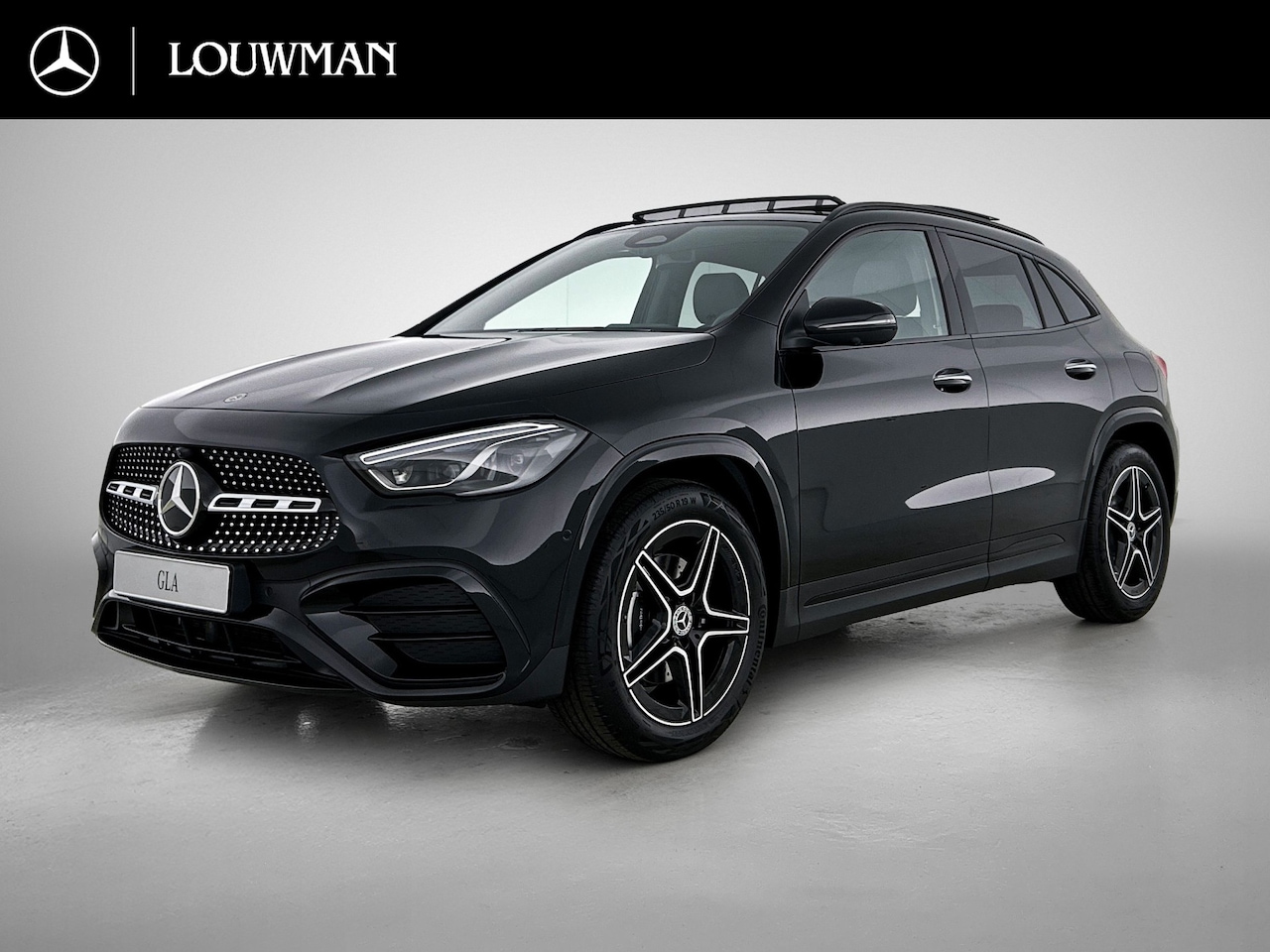 Mercedes-Benz GLA-Klasse - 180 Business Solution AMG | Premium Plus pakket | Nightpakket | Trekhaak | GUARD 360 ° Plu - AutoWereld.nl