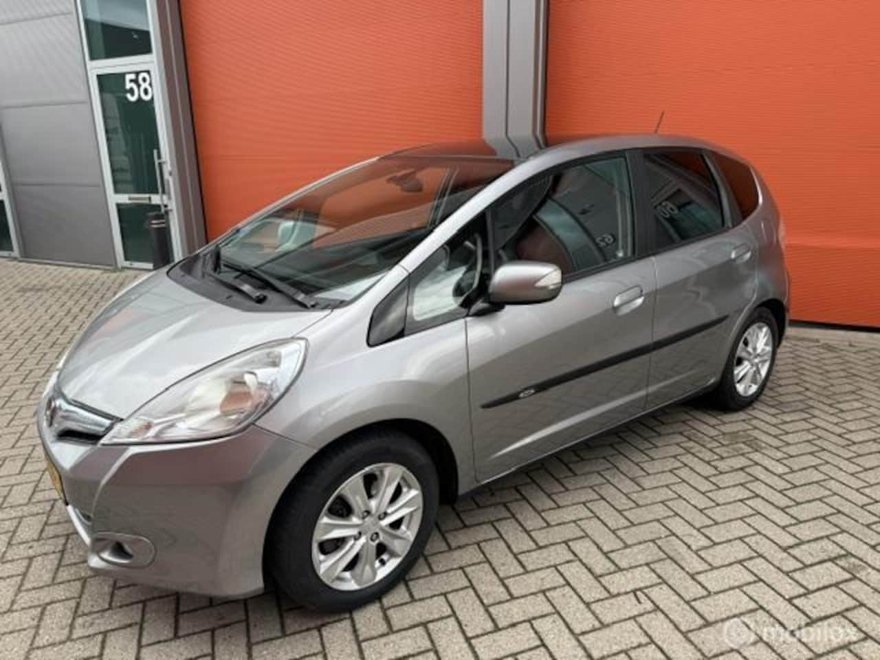 Honda Jazz - 1.4 Hybrid Elegance KM NAP-AUTOMAAT-APK 27-PANO- - AutoWereld.nl