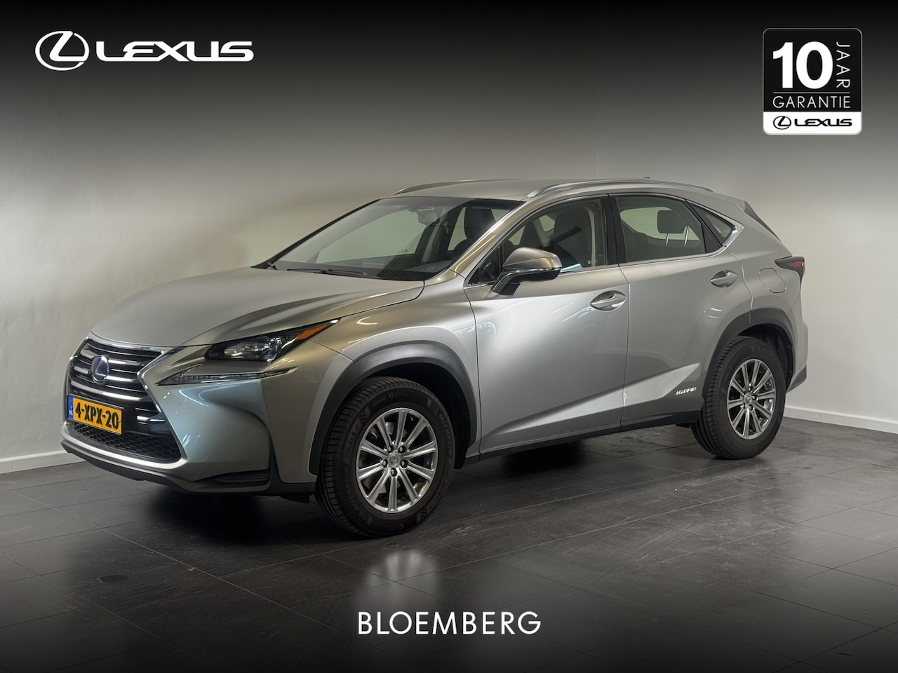 Lexus NX - 300h AWD 25th Edition | Trekhaak afneembaar | Dealer onderhouden | - AutoWereld.nl