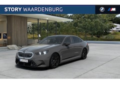 BMW M5 - 5 Serie Automaat / M Drive Professional / Trekhaak / Bowers & Wilkins / M Multifunctionele